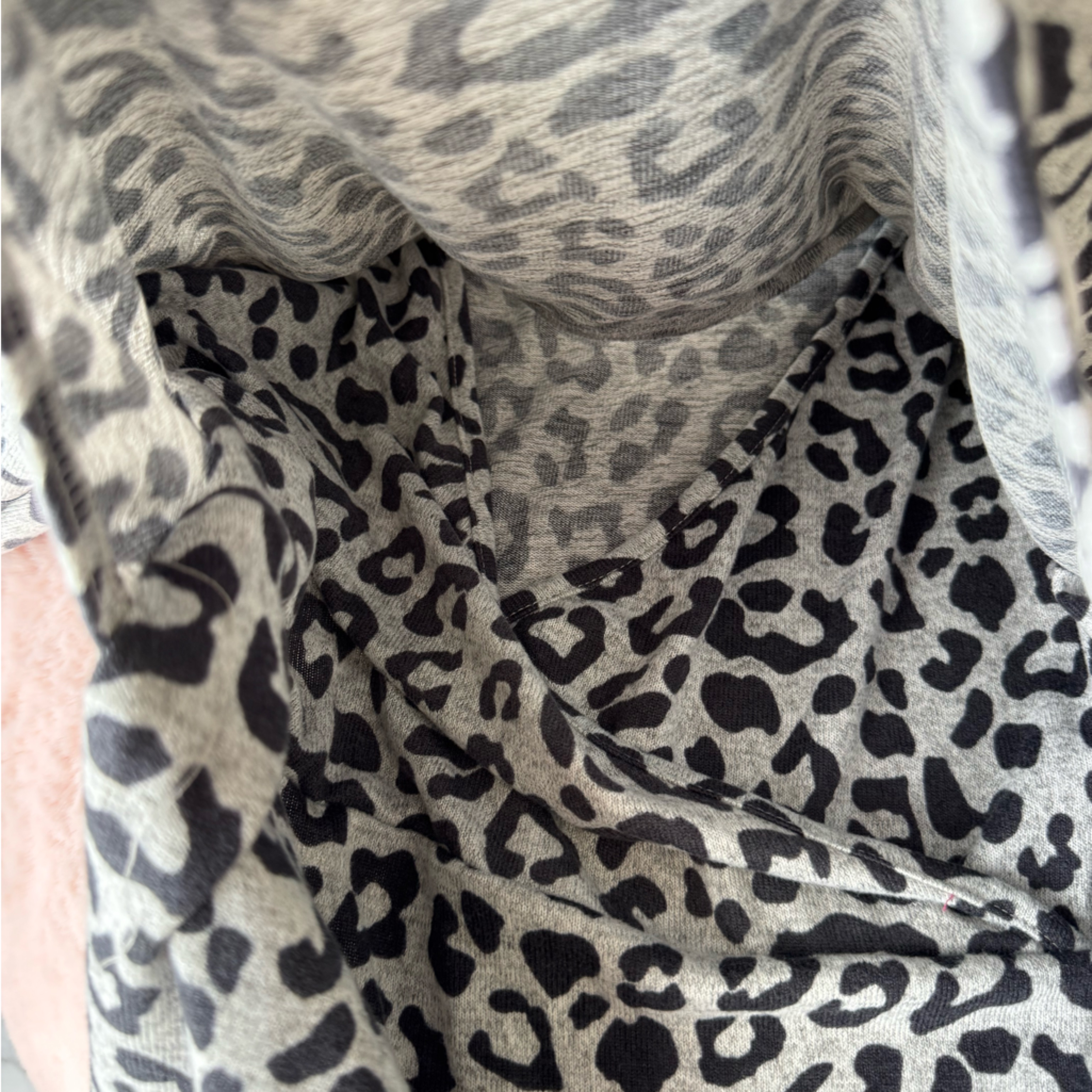 Nwt Latched Mama Long-Sleeve Nursing Top Size Large — image 7 of 7